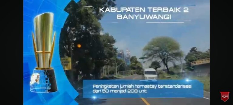 Bupati Banyuwangi Terima Penghargaan Pembangunan Daerah dari Presiden Joko Widodo di Jakarta